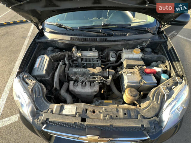 Черный Шевроле Авео, объемом двигателя 1.5 л и пробегом 95 тыс. км за 3900 $, фото 18 на Automoto.ua