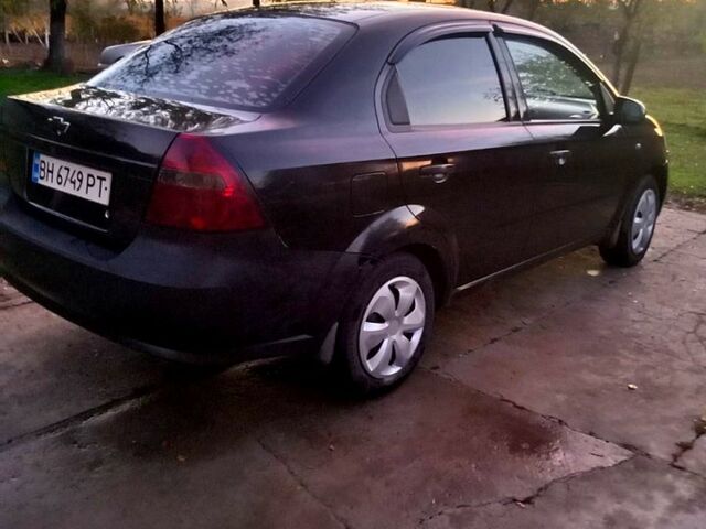 Черный Шевроле Авео, объемом двигателя 1.5 л и пробегом 250 тыс. км за 3000 $, фото 3 на Automoto.ua