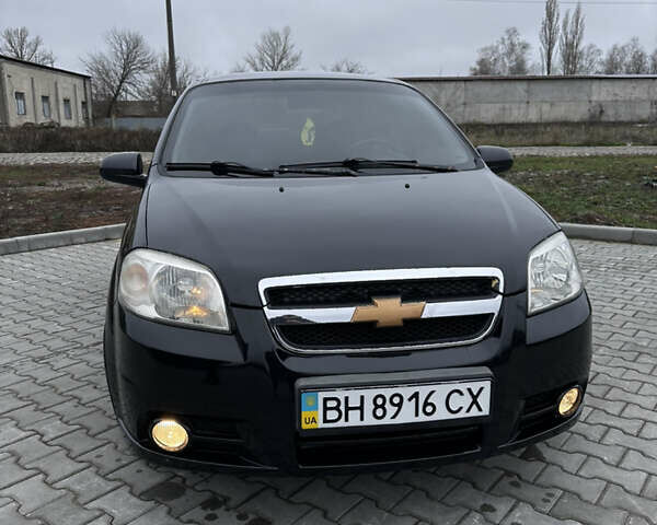 Черный Шевроле Авео, объемом двигателя 1.5 л и пробегом 201 тыс. км за 4300 $, фото 2 на Automoto.ua