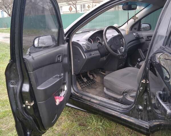 Черный Шевроле Авео, объемом двигателя 1.5 л и пробегом 240 тыс. км за 3000 $, фото 6 на Automoto.ua