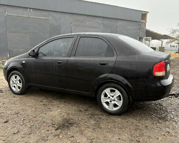 Черный Шевроле Авео, объемом двигателя 0 л и пробегом 260 тыс. км за 2600 $, фото 7 на Automoto.ua