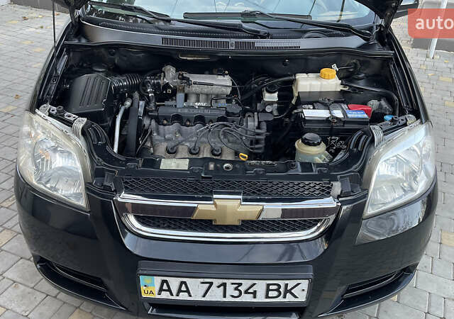 Черный Шевроле Авео, объемом двигателя 1.5 л и пробегом 193 тыс. км за 3800 $, фото 14 на Automoto.ua