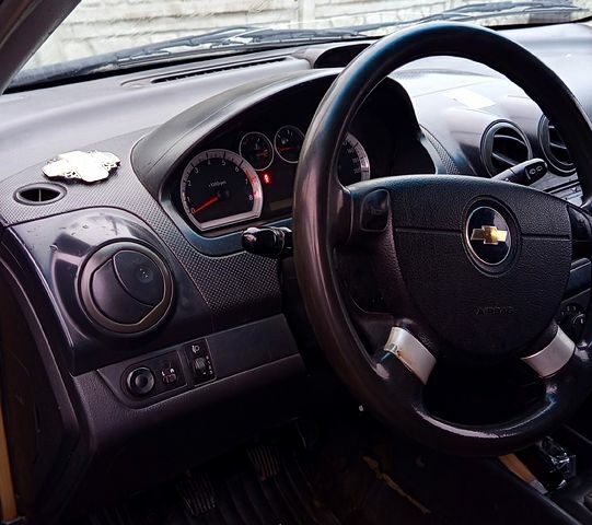 Чорний Шевроле Авео, об'ємом двигуна 1.5 л та пробігом 0 тис. км за 3200 $, фото 11 на Automoto.ua