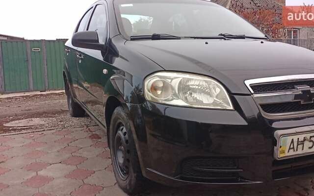 Черный Шевроле Авео, объемом двигателя 1.5 л и пробегом 187 тыс. км за 3300 $, фото 2 на Automoto.ua