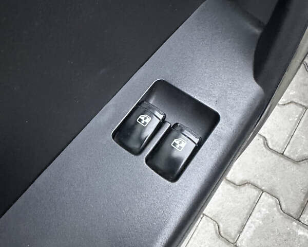 Чорний Шевроле Авео, об'ємом двигуна 1.5 л та пробігом 201 тис. км за 3999 $, фото 23 на Automoto.ua