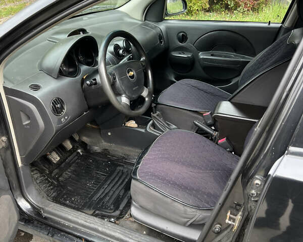 Чорний Шевроле Авео, об'ємом двигуна 1.5 л та пробігом 185 тис. км за 2150 $, фото 8 на Automoto.ua
