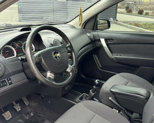 Чорний Шевроле Авео, об'ємом двигуна 1.5 л та пробігом 201 тис. км за 3999 $, фото 10 на Automoto.ua