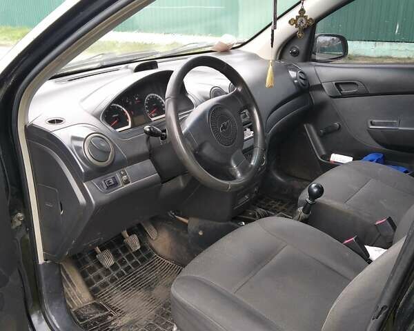 Черный Шевроле Авео, объемом двигателя 1.5 л и пробегом 240 тыс. км за 3000 $, фото 8 на Automoto.ua