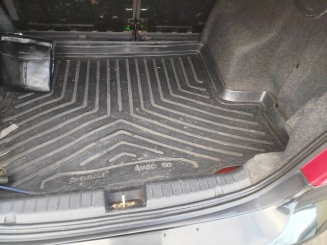 Черный Шевроле Авео, объемом двигателя 1.5 л и пробегом 193 тыс. км за 3000 $, фото 8 на Automoto.ua