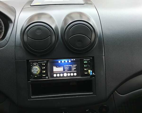 Черный Шевроле Авео, объемом двигателя 1.5 л и пробегом 120 тыс. км за 4300 $, фото 2 на Automoto.ua