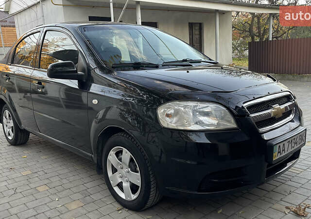 Черный Шевроле Авео, объемом двигателя 1.5 л и пробегом 193 тыс. км за 3800 $, фото 4 на Automoto.ua