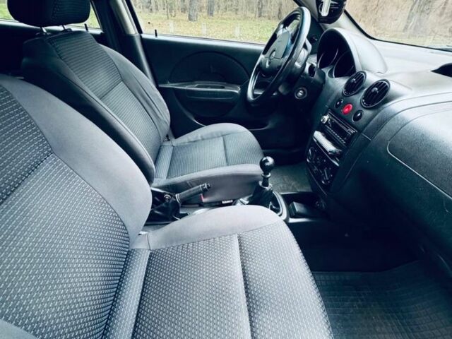 Черный Шевроле Авео, объемом двигателя 1.5 л и пробегом 74 тыс. км за 2480 $, фото 14 на Automoto.ua