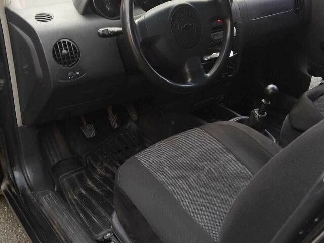 Чорний Шевроле Авео, об'ємом двигуна 1.5 л та пробігом 79 тис. км за 2200 $, фото 3 на Automoto.ua