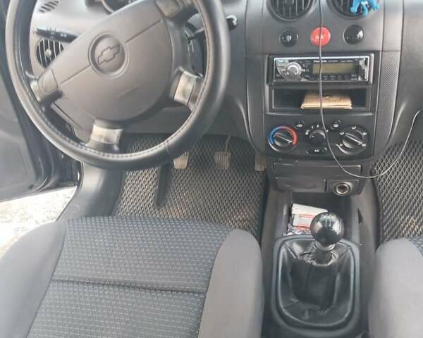 Черный Шевроле Авео, объемом двигателя 1.5 л и пробегом 194 тыс. км за 2450 $, фото 5 на Automoto.ua