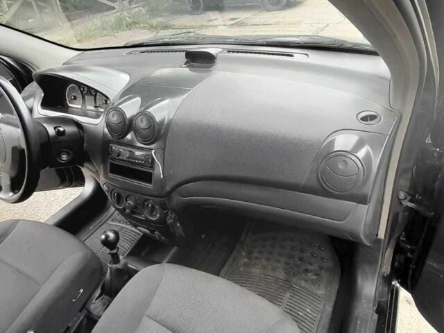 Черный Шевроле Авео, объемом двигателя 1.5 л и пробегом 186 тыс. км за 3000 $, фото 4 на Automoto.ua