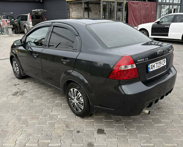 Шевроле Авео 2006 в Житомире на Automoto.ua Черный Шевроле Авео, объемом двигателя 1.5 л и пробегом 227 тыс. км за 4700 $, фото 4 на Automoto.ua
