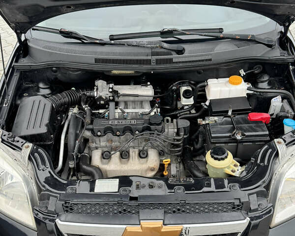 Чорний Шевроле Авео, об'ємом двигуна 1.5 л та пробігом 201 тис. км за 3999 $, фото 8 на Automoto.ua