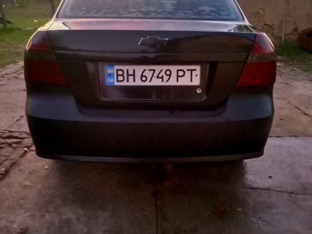 Черный Шевроле Авео, объемом двигателя 1.5 л и пробегом 250 тыс. км за 3000 $, фото 2 на Automoto.ua