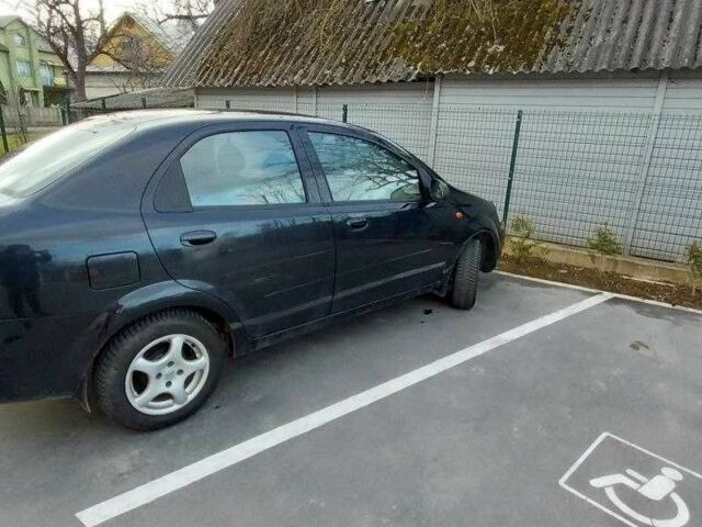Черный Шевроле Авео, объемом двигателя 1.5 л и пробегом 327 тыс. км за 3450 $, фото 1 на Automoto.ua