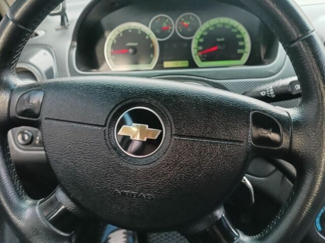 Черный Шевроле Авео, объемом двигателя 1.5 л и пробегом 148 тыс. км за 3300 $, фото 5 на Automoto.ua