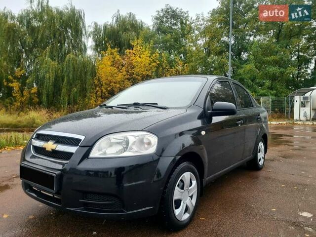 Черный Шевроле Авео, объемом двигателя 1.5 л и пробегом 213 тыс. км за 4300 $, фото 2 на Automoto.ua
