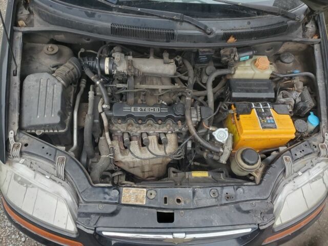 Черный Шевроле Авео, объемом двигателя 1.5 л и пробегом 300 тыс. км за 2100 $, фото 13 на Automoto.ua