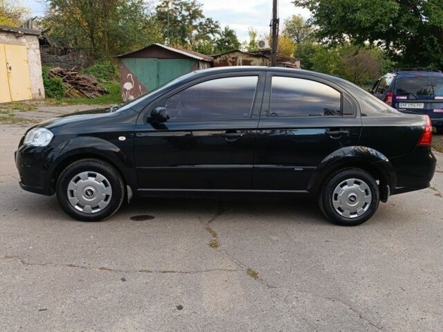 Черный Шевроле Авео, объемом двигателя 1.5 л и пробегом 200 тыс. км за 4000 $, фото 1 на Automoto.ua