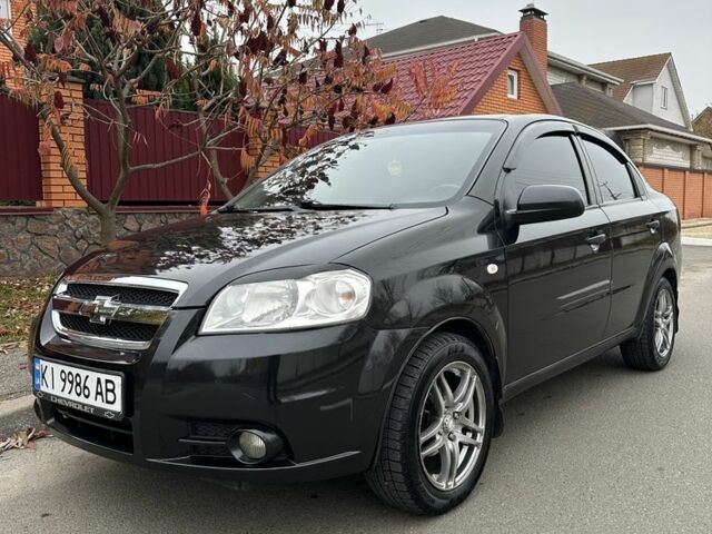 Черный Шевроле Авео, объемом двигателя 1.5 л и пробегом 188 тыс. км за 4400 $, фото 1 на Automoto.ua