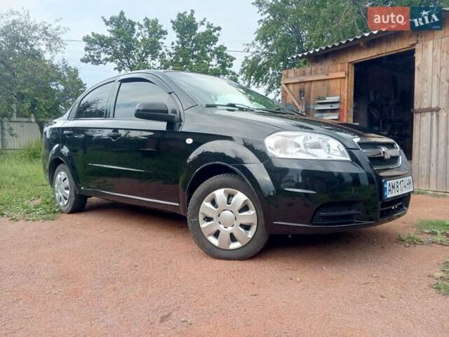 Чорний Шевроле Авео, об'ємом двигуна 1.5 л та пробігом 250 тис. км за 3350 $, фото 4 на Automoto.ua