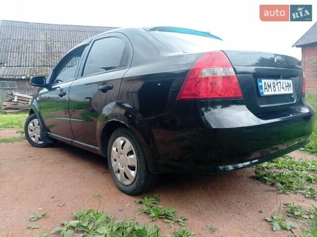 Чорний Шевроле Авео, об'ємом двигуна 1.5 л та пробігом 250 тис. км за 3350 $, фото 2 на Automoto.ua