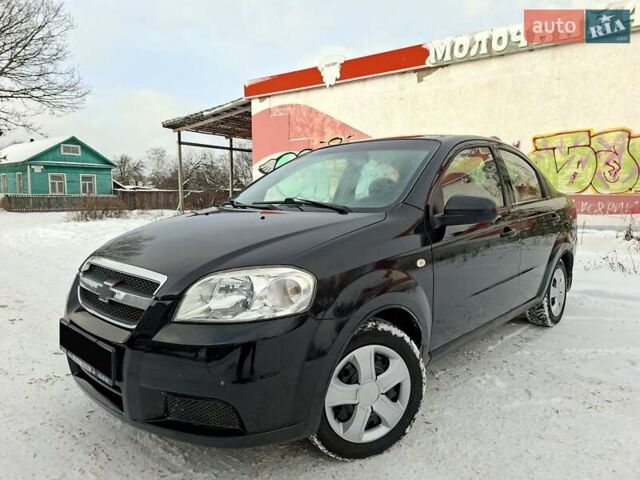 Черный Шевроле Авео, объемом двигателя 1.5 л и пробегом 213 тыс. км за 3900 $, фото 1 на Automoto.ua