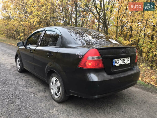 Черный Шевроле Авео, объемом двигателя 1.5 л и пробегом 250 тыс. км за 2888 $, фото 4 на Automoto.ua