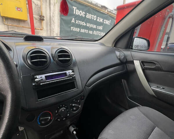 Чорний Шевроле Авео, об'ємом двигуна 1.5 л та пробігом 195 тис. км за 3450 $, фото 18 на Automoto.ua