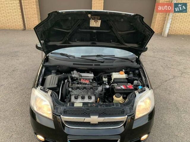 Черный Шевроле Авео, объемом двигателя 1.5 л и пробегом 205 тыс. км за 3650 $, фото 17 на Automoto.ua