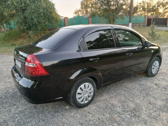 Черный Шевроле Авео, объемом двигателя 1.5 л и пробегом 125 тыс. км за 3700 $, фото 3 на Automoto.ua