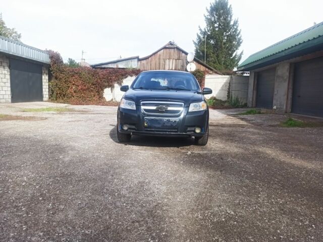Черный Шевроле Авео, объемом двигателя 1.5 л и пробегом 220 тыс. км за 4100 $, фото 1 на Automoto.ua