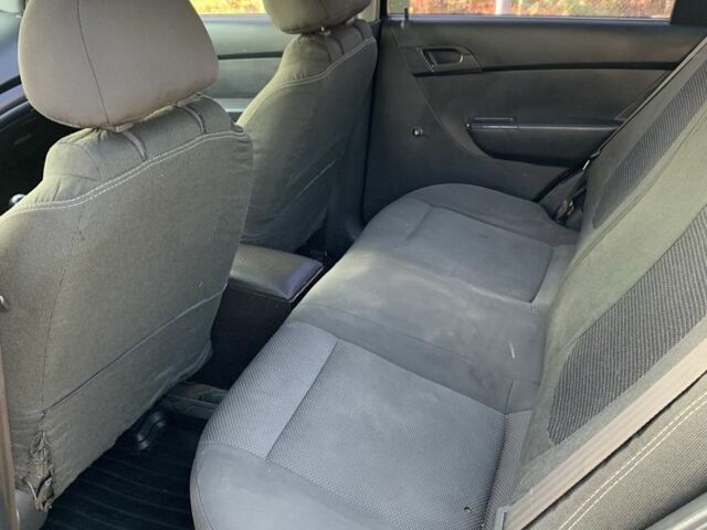 Черный Шевроле Авео, объемом двигателя 1.5 л и пробегом 250 тыс. км за 2350 $, фото 4 на Automoto.ua