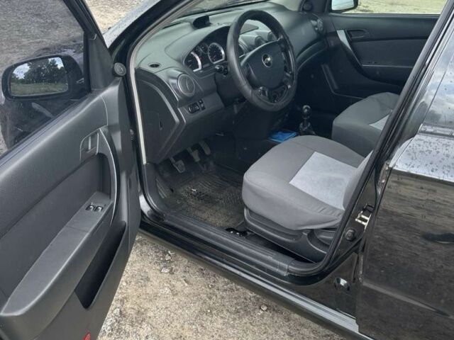 Чорний Шевроле Авео, об'ємом двигуна 1.5 л та пробігом 196 тис. км за 3900 $, фото 3 на Automoto.ua