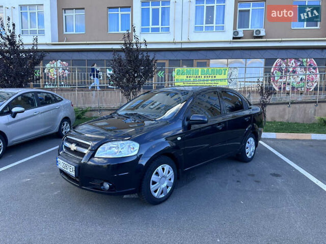 Черный Шевроле Авео, объемом двигателя 1.5 л и пробегом 228 тыс. км за 3900 $, фото 2 на Automoto.ua