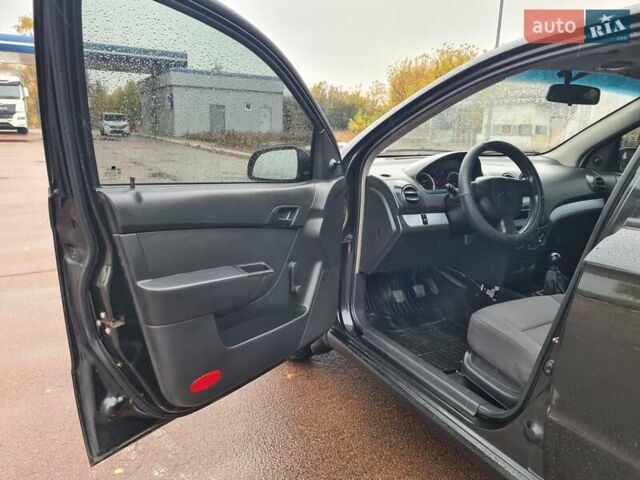 Черный Шевроле Авео, объемом двигателя 1.5 л и пробегом 213 тыс. км за 4300 $, фото 12 на Automoto.ua