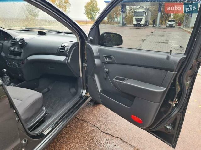 Черный Шевроле Авео, объемом двигателя 1.5 л и пробегом 213 тыс. км за 4300 $, фото 23 на Automoto.ua