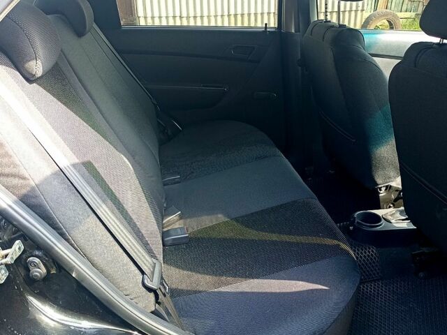 Черный Шевроле Авео, объемом двигателя 1.5 л и пробегом 85 тыс. км за 5000 $, фото 2 на Automoto.ua