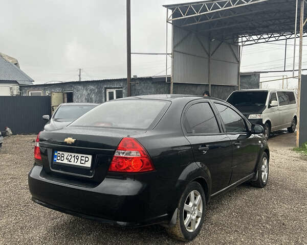 Черный Шевроле Авео, объемом двигателя 1.5 л и пробегом 250 тыс. км за 3600 $, фото 2 на Automoto.ua