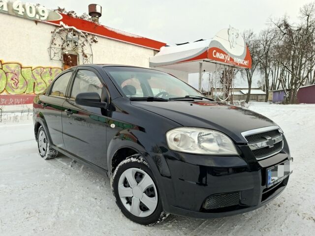 Черный Шевроле Авео, объемом двигателя 1.5 л и пробегом 213 тыс. км за 3900 $, фото 2 на Automoto.ua