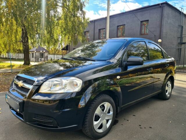 Черный Шевроле Авео, объемом двигателя 1.5 л и пробегом 213 тыс. км за 4100 $, фото 1 на Automoto.ua