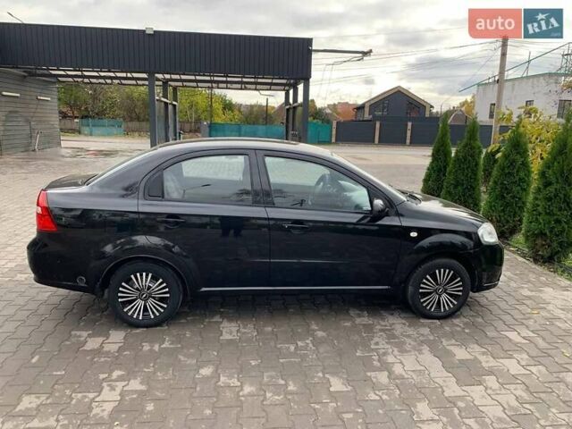 Черный Шевроле Авео, объемом двигателя 1.5 л и пробегом 205 тыс. км за 4300 $, фото 3 на Automoto.ua