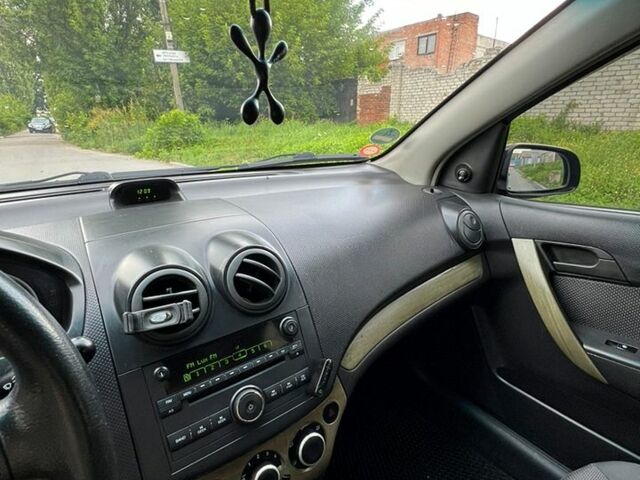 Чорний Шевроле Авео, об'ємом двигуна 1.4 л та пробігом 194 тис. км за 3800 $, фото 3 на Automoto.ua