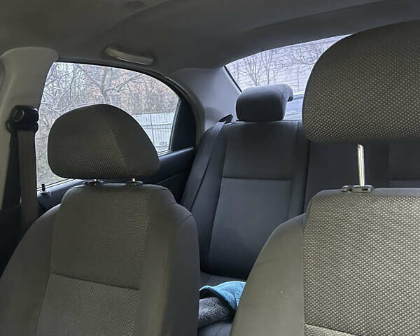 Черный Шевроле Авео, объемом двигателя 1.5 л и пробегом 250 тыс. км за 2699 $, фото 6 на Automoto.ua