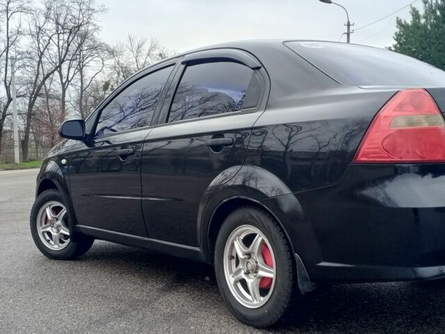 Черный Шевроле Авео, объемом двигателя 1.5 л и пробегом 205 тыс. км за 4200 $, фото 3 на Automoto.ua