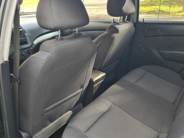 Черный Шевроле Авео, объемом двигателя 1.5 л и пробегом 213 тыс. км за 4100 $, фото 14 на Automoto.ua